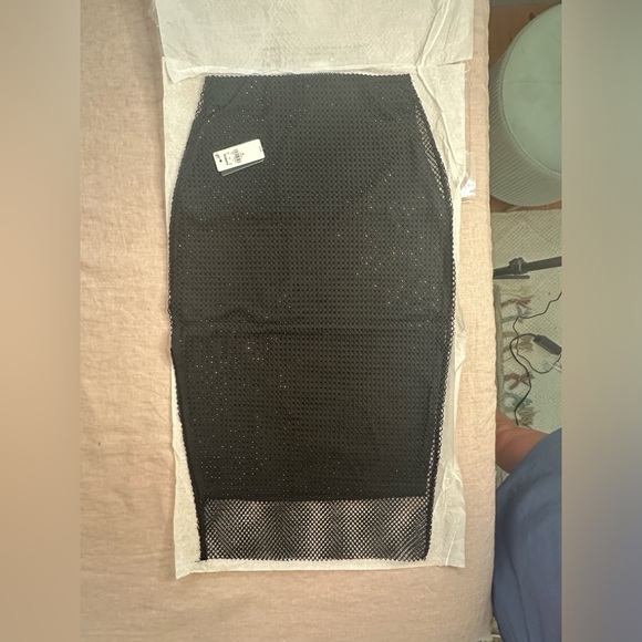 *NWT* EXPRESS Super High Waisted Rhinestone Mesh Midi Pencil Skirt -Retail $158 - Picture 4 of 5